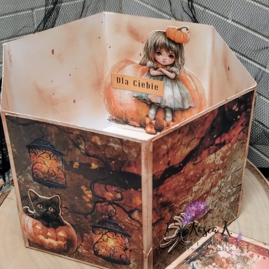 Halloweenowe pudełko, pudełko na upominek, papiery do druku Pumpkin Tale A4, scrapbooking, inspiracja DT Artianette Katarzyna Klakla